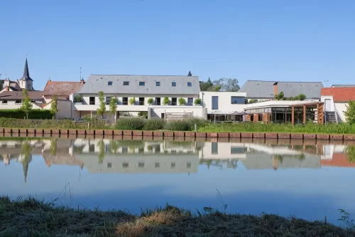 Logis Hôtel Terre de Loire Hôtels à : Belleville-sur-Loire