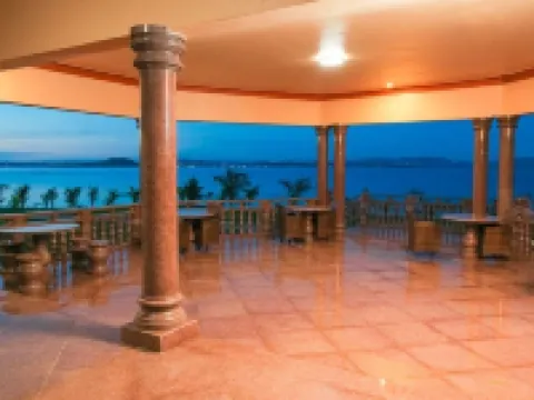 Fancy Resort Beach Hotel Hotels in Buikwe