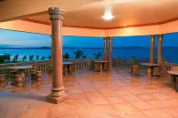 Fancy Resort Beach Hotel Hotels in Buikwe District
