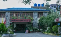 婆羅多布爾花園度假村 納拉亞尼河附近的飯店
