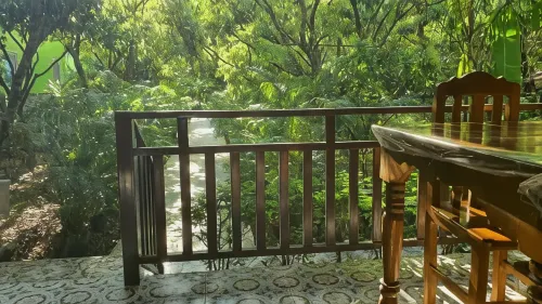 Warakorn Baansuan Amphawa - Homestays