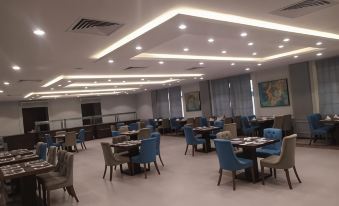 Royal Jewel Al Raml Hotel