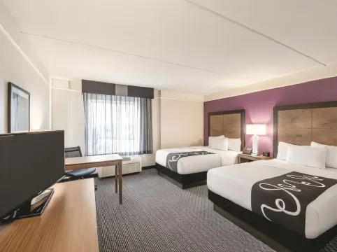 La Quinta Inn & Suites by Wyndham Austin Airport