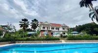 Infinity Hotel Kampala - Pool