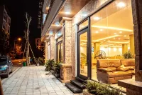 Quang Vinh Hotel