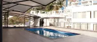Grand Signature Hotel & Spa - Pools