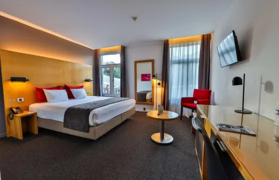 列日德拉庫羅納酒店