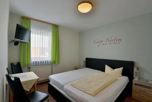 Café Und Hotel Zum Grünen Baum Hotels in Neustadt bei Coburg