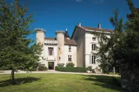 Château de Maillat Hotels in Brénod