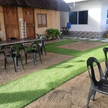 EDVIL BEACH RESORT AND JACUZZI POOL SPA