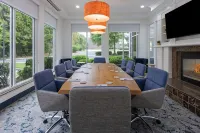 ヒルトン ガーデン イン ウィンストン セーレム / ヘインズ モール