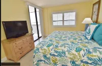 Beachfront 10th Floor Resort Condo -  Breathtaking views
