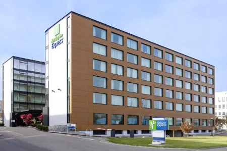 Holiday Inn Express ZÜRICH Airport