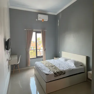 Cemara Guest House Syariah Kertajati Hotel di Kecamatan Jatiwangi