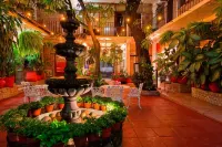 Hotel Posada de Roger Hotels near Conchas Chinas Beach