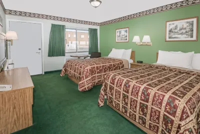 Knights Inn Ottawa Hotels near Forest Park
