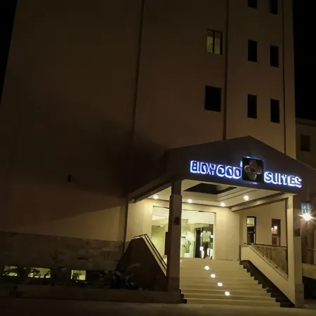Bidwood Suite Hotel Отели рядом с достопримечательностью «Торговый центр The Sarit Centre»
