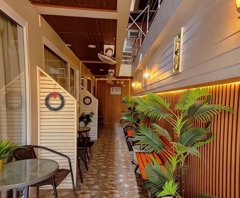 2. 칠리 호텔&레스..