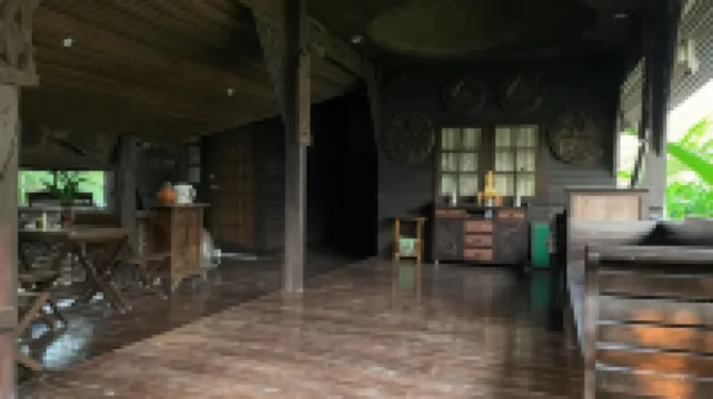 ปาริฉัตร โฮมสเตย์ Parichat Homestay