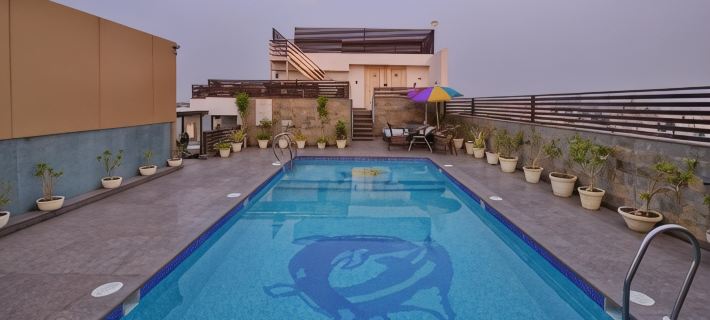 Seven Hills Tower Hotels in Agra