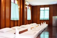 Baan Kornnara Resort Hotels in Amphawa