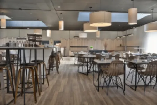 โรงแรมโซเวล เรซิเดนซ์ เลส มาเซตส์