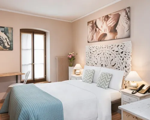 Auberge Communale de Carouge Hotels near Acacias
