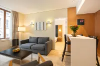 B-Aparthotel Grand Place