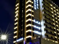 Iridium 70 Hotel Hotels near Refan Hall