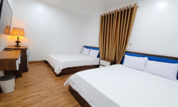 Cat Ba Charm Island Hotel
