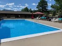 Estes Mountain Inn - Swimmingpools