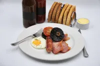 The Green Dragon Hotel - breakfast