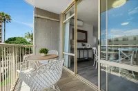 Surf Dance Apartments - 3-Star