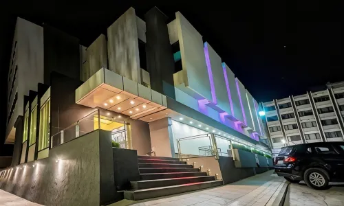 Central Hotel, Fitness and Spa