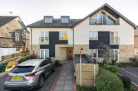 ذا ويمبلي كوليكشن Hotels near Wembley Central