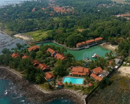 Villa Marina Anyer Hotels in Serang Regency