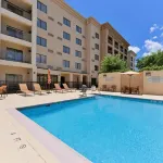 Courtyard Laredo Отели в г. Ларедо