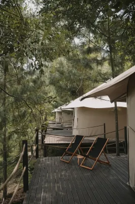 RINDANG Glamping Hotels near Hassanudin Orchid