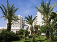Fantasia Deluxe Hotel