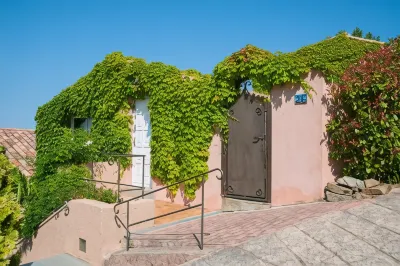 U皮爾露飯店 巴隆巴熱海灘附近的飯店