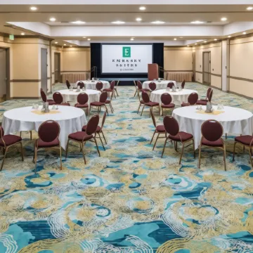 Embassy Suites by Hilton Seattle Tacoma International Airport