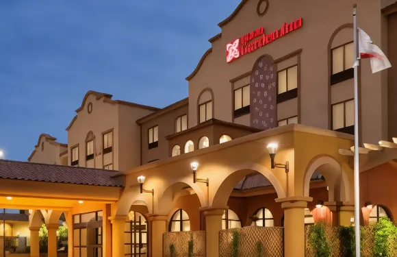 隆波克希爾頓花園酒店