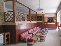 Auberge de Jeunesse HI Chamrousse 샴루스 호텔