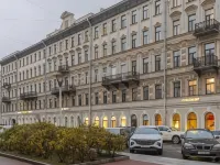 Solo on Vladimirskaya Square โรงแรมใกล้สะพานอนิชคอฟ