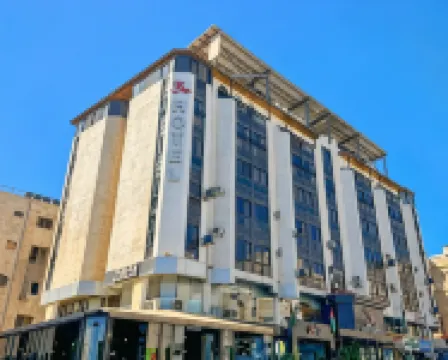 Red Carpet Suites Hoteles cerca de Universidad de Jordania