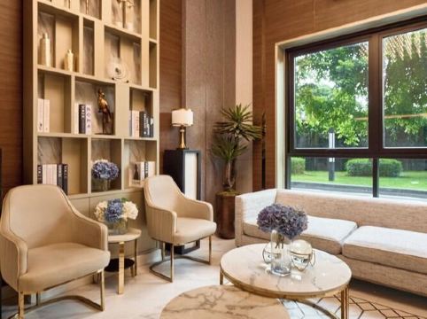 Astra Sky River, Rooftop pool full facilities