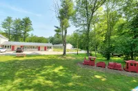 The Villager Motel Hotels in Bartlett