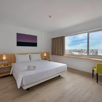 Whiz Prime Hotel Sudirman Pekanbaru Отели рядом с достопримечательностью «Река Сиак»
