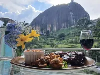 Piedra del Peñol Hotel