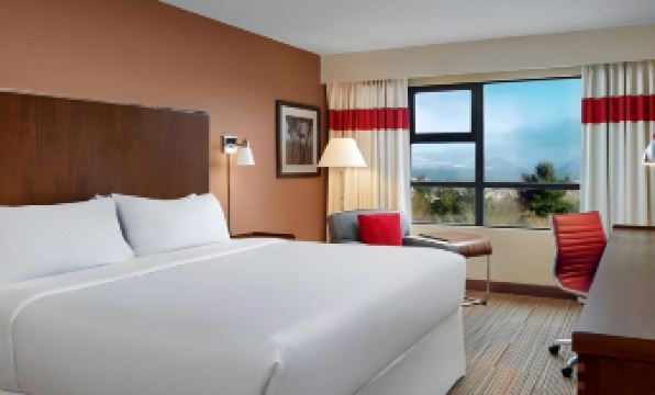 Grand Park Hotel Vancouver Airport, Ascend Hotel Collection